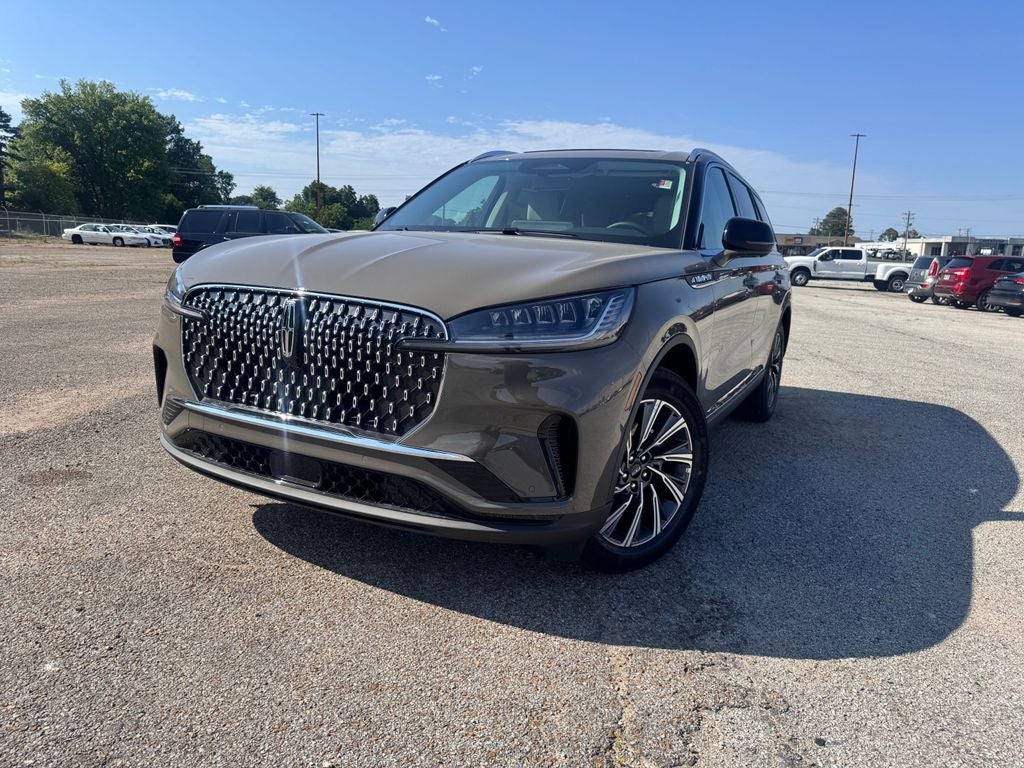 2026 Lincoln Aviator Premiere in Harbor Gray — front three-quarter view
